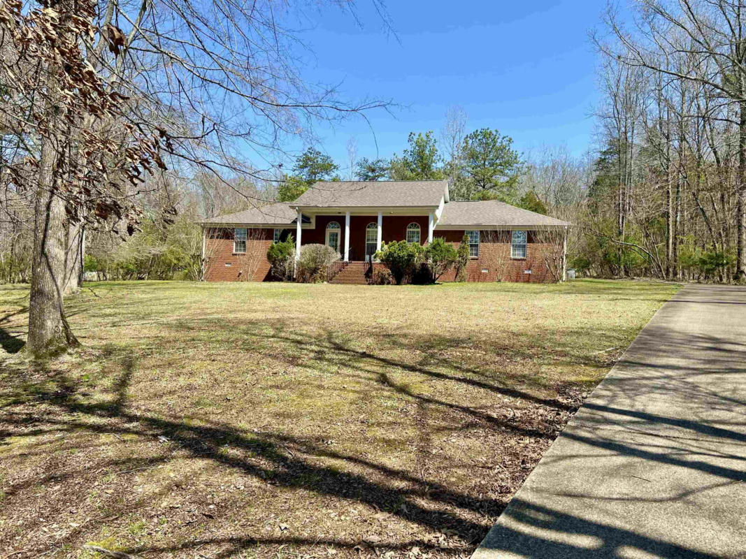 801 SPRING COVE RD, FLORENCE, AL 35634, photo 1 of 25